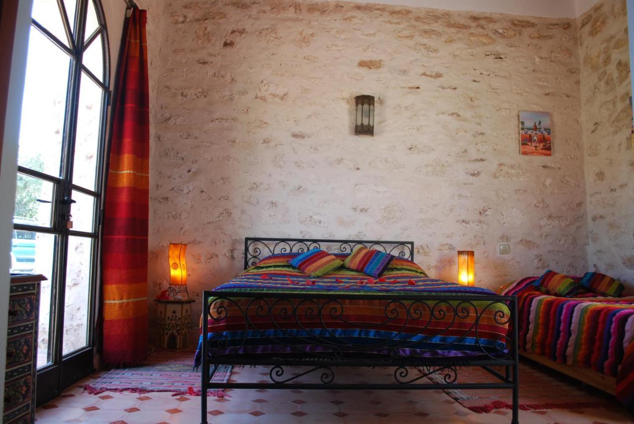 Riad Titima Есувейра Екстериор снимка