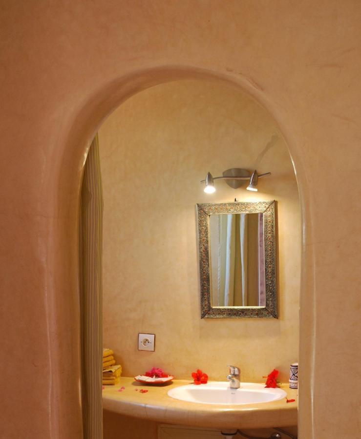 Riad Titima Есувейра Екстериор снимка